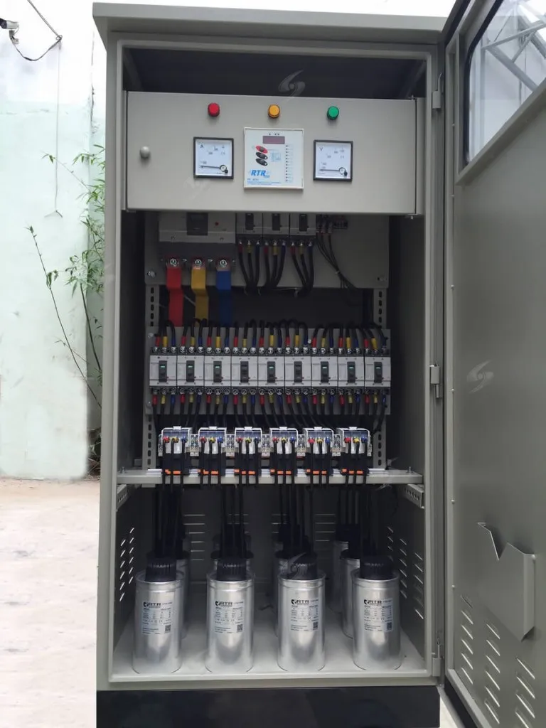 ình minh họa tụ bù nâng cao hệ số công suất trong hệ thống chiếu sáng